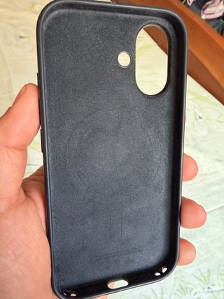 Funda negra Apple genuina para IPhone 17