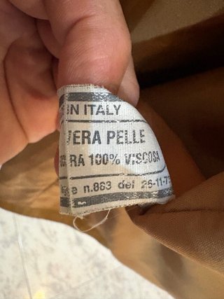 Giacca in vera pelle scamosciata leggera vintage