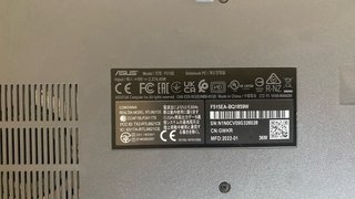 Portátil ASUS + cargador original 8 Ram 238GB