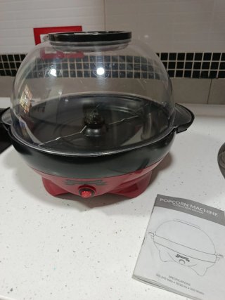 Máquina de Palomitas Roja y Negra