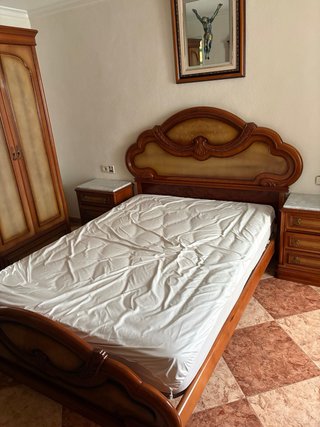 Dormitorio completo madera y mármol