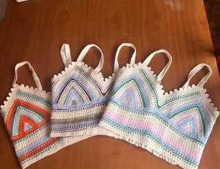Lote de zapatillas y ropa