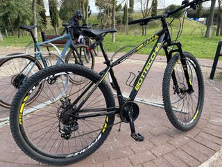 Bicicleta MTB Bottecchia Negra y Amarilla