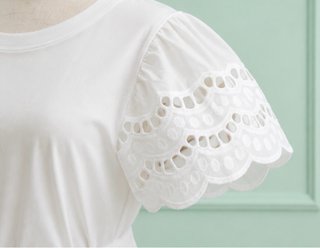 Blusa Natura Branca Manga Curta Renda