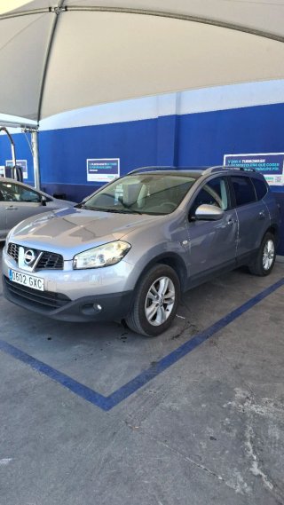 Nissan Qashqai+2 2010