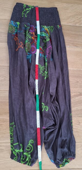 Pantalón tipo kgao y/o blusa holgada Small/Medium