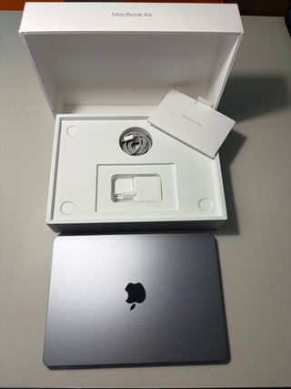 MacBook Air M2 2023 8GB/256GB Grigio Siderale