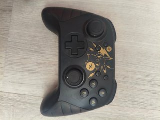 Nintendo Switch Azul/Amarillo + Accesorios
