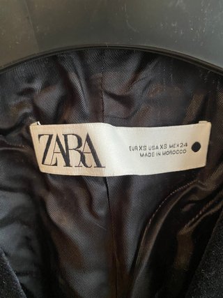 Chaleco Zara Negro Terciopelo Botones Dorados