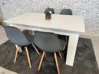 Mesa comedor + 4 sillas