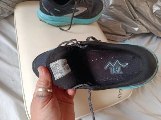 Brooks Divide 4 Talla 38 Trail Running