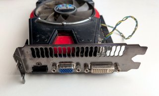 Tarjeta Gráfica ASUS GTX550 TI 1GB