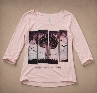 Camiseta Stradivarius rosa estampada M