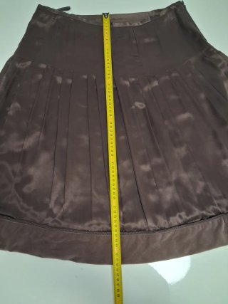 Falda 100% seda Burberry talla 42, impecable!!