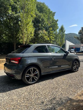 Audi S1