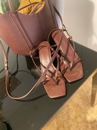 Conjunto Bolso y Sandalias Zara Talla 36