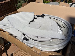 Carro Bebé Stokke Explory V5 Gris Melange completo