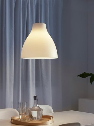 Lámparas Melodi Ikea y soportes para combinar
