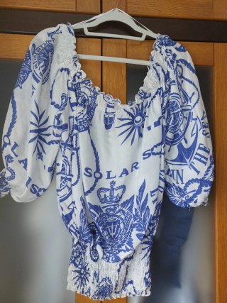 Blusa Zara Seda Estampada Azul y Blanca