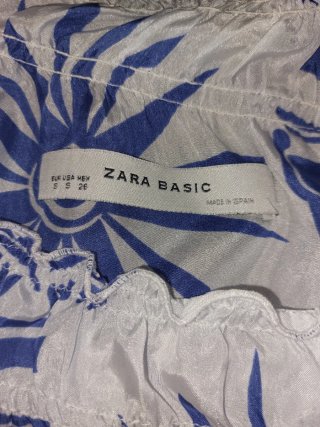 Blusa Zara Seda Estampada Azul y Blanca