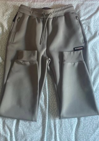 Pantalón chándal Mckenzie (leer descripción)