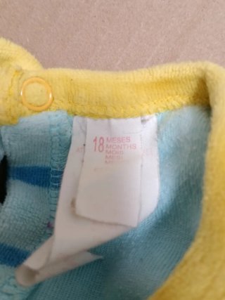 Pijama bebé rayas y molinillos