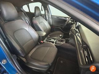 Ford Focus 1.0 Ecoboost MHEV 114kW ST-Line X