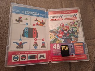 Pacchetto Mario Kart 8 Deluxe + LEGO Jurassic World per Nintendo Switch