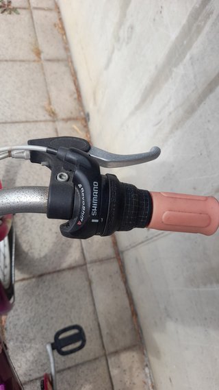 Bicicleta niña 20 Btwin morada
