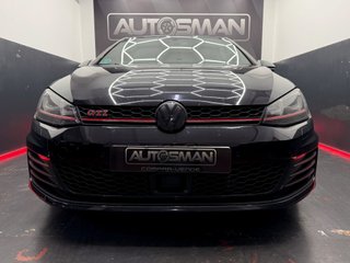 Volkswagen Golf GTI Performance 2.0 TSI 230CV BMT