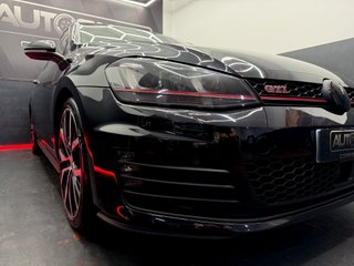 Volkswagen Golf GTI Performance 2.0 TSI 230CV BMT