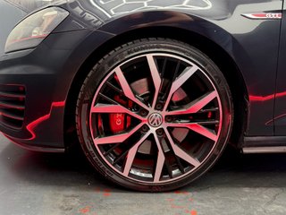 Volkswagen Golf GTI Performance 2.0 TSI 230CV BMT