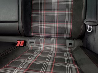 Volkswagen Golf GTI Performance 2.0 TSI 230CV BMT