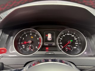 Volkswagen Golf GTI Performance 2.0 TSI 230CV BMT