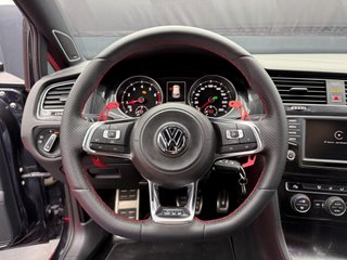 Volkswagen Golf GTI Performance 2.0 TSI 230CV BMT