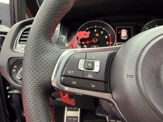 Volkswagen Golf GTI Performance 2.0 TSI 230CV BMT