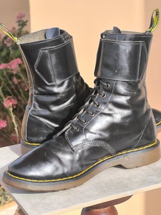 Dr Martens MIE con hebillas Uk 9'5 Eu 44 (28 cm)