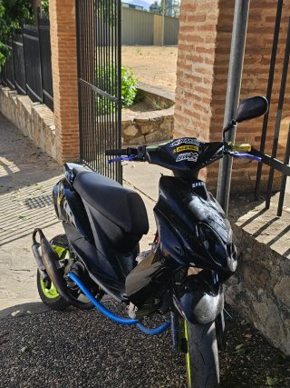 Yamaha Jog Scooter Negra