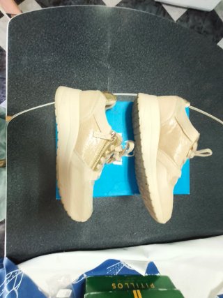 Zapatos Beige y Dorado con Cremallera