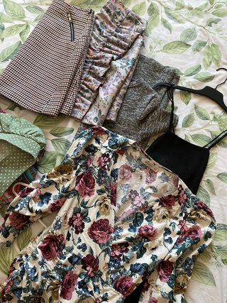 Lote de Ropa Mujer,variada, alguna sin estrenar.