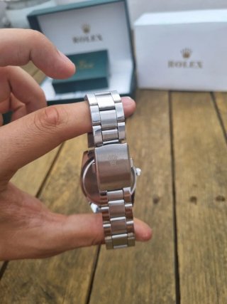 Reloj Oyster Perpetual Negro y Plateado