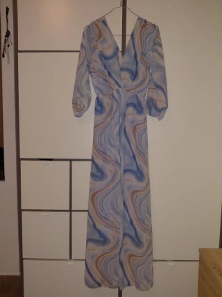 Vestido largo estampado fluido