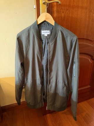 Cazadora Bomber Pull&Bear Talla L Verde