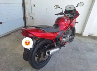 Yamaha XJ 600 N Diversion Roja