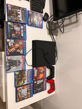 Consola PlayStation 4 Negra + 9 Juegos