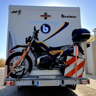 RIEJU TANGO 250 Enduro Negra y Amarilla