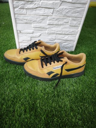 Zapatillas Reebok Amarillas y Negras talla 44