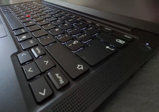 Lenovo Thinkpad E14 Intel Ultra 5 Ultima Generacio