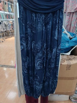Pantalón bombacho de mujer.