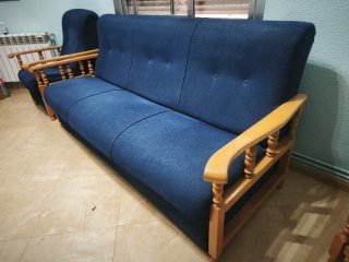Sofá y 2 sillones azules